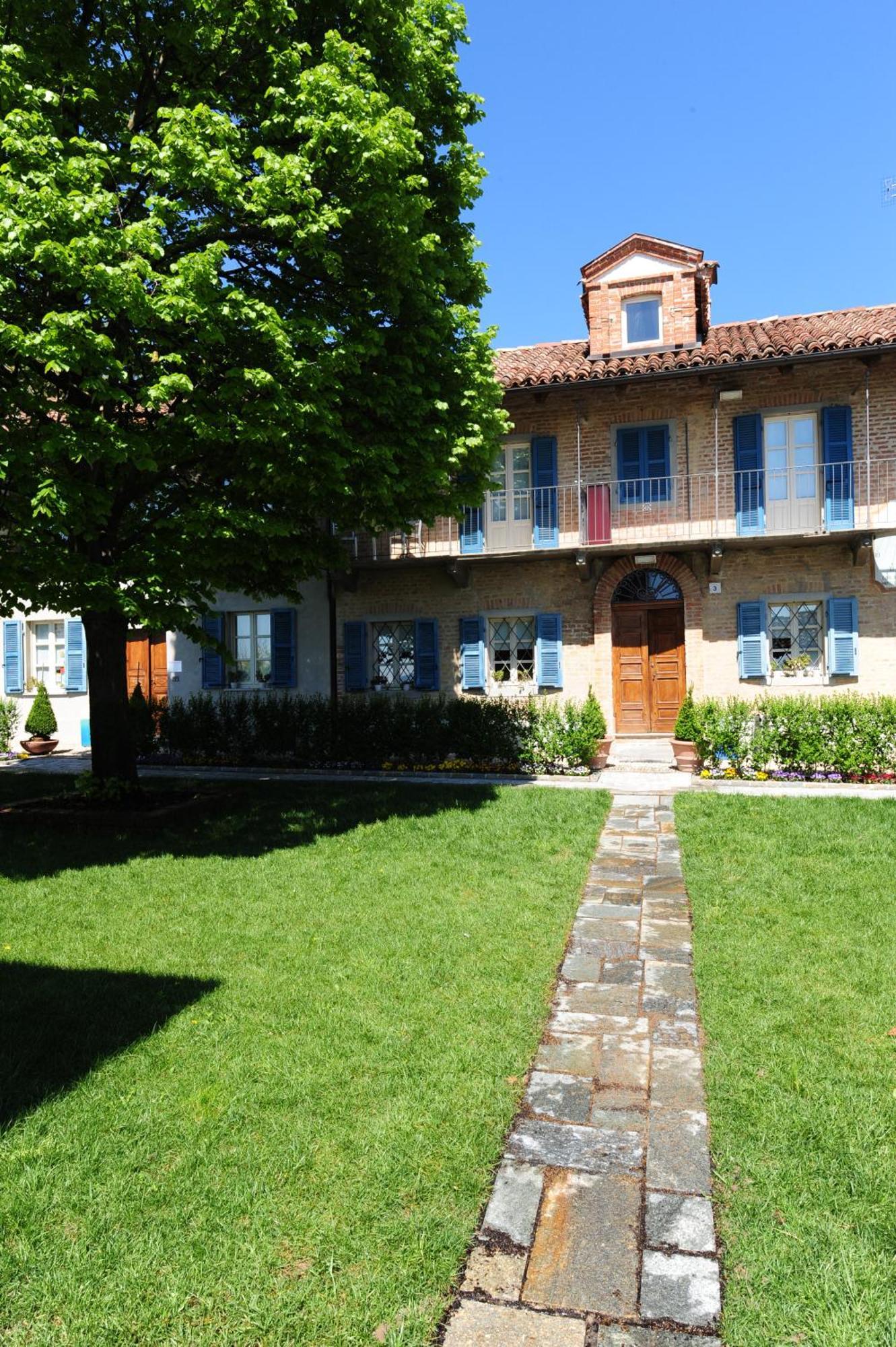 La Madernassa Resort - Casalora Dimora Storica Di Charme Guarene Eksteriør bilde